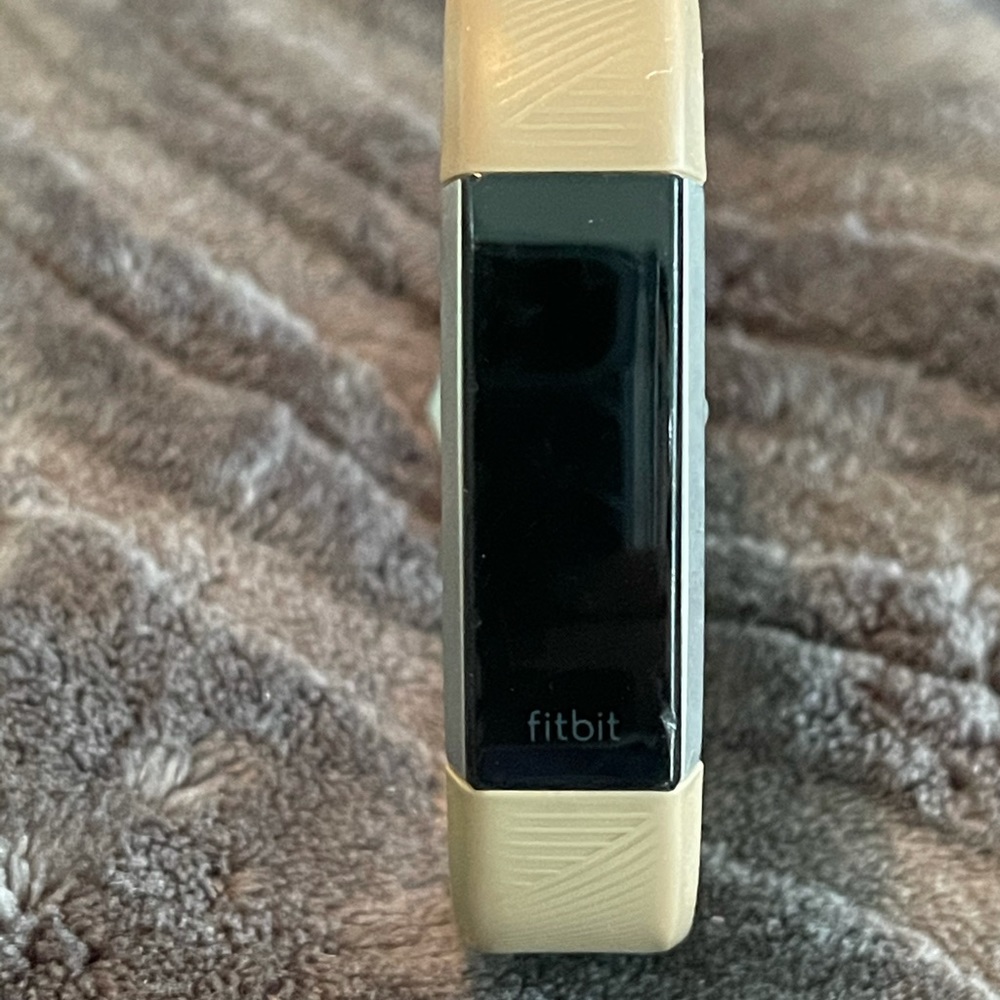 Fitbit - Picture 2 of 4